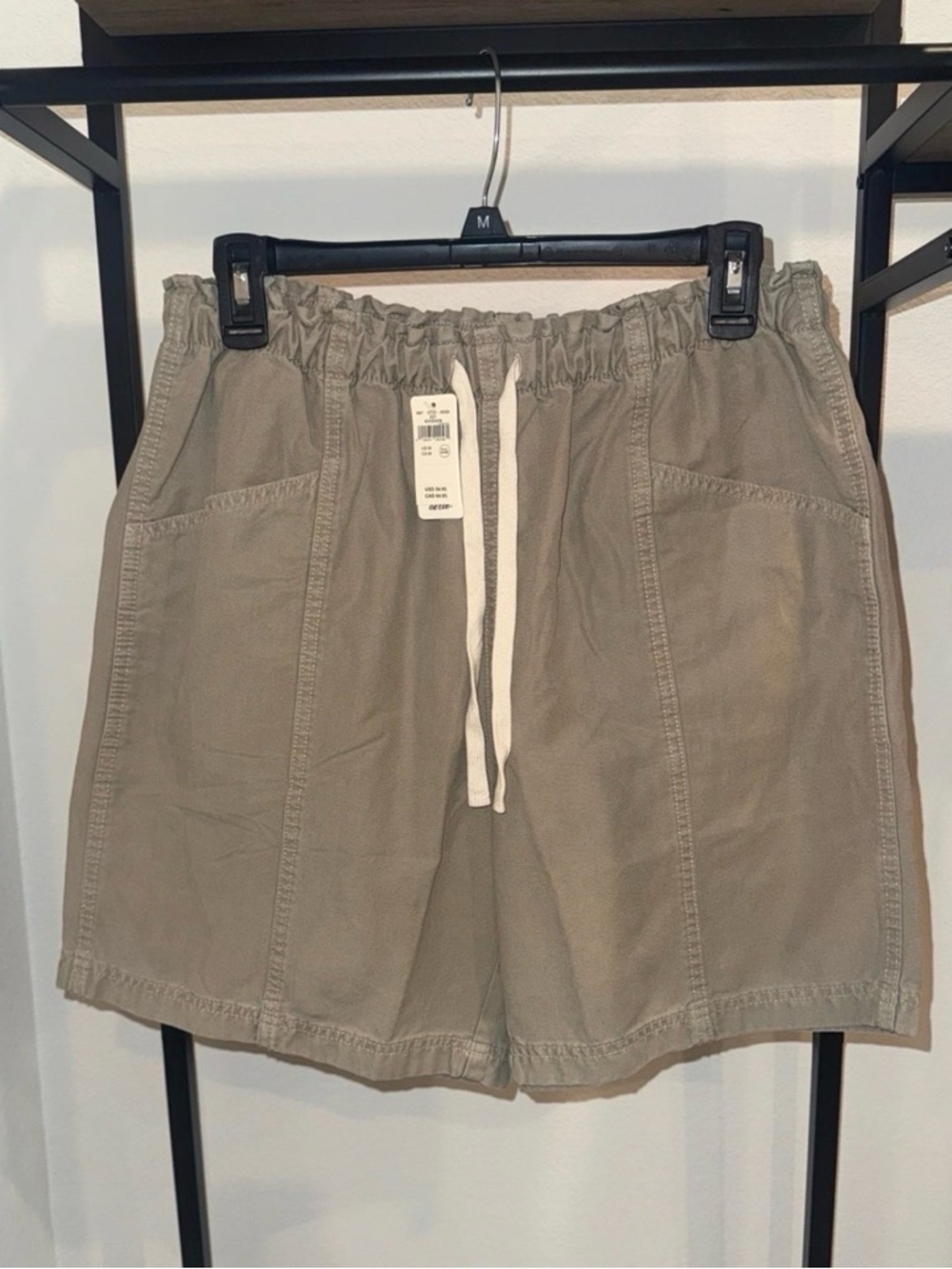Women's Casual Cargo Shorts - Taupe with Drawstring